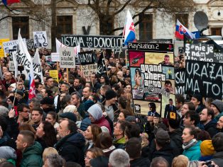 Protest v Bratislavě 2018. Foto: Shutterstock