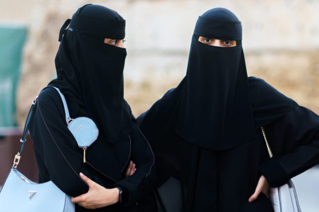 Ženy v saudskoarabské Džiddě | Foto: Sergey Bogomyako / Shutterstock