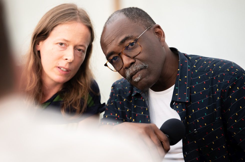 Mahamat-Saleh Haroun během debaty Voxpotu na Letní filmové škole | Foto: Matyáš Čech / ČTK