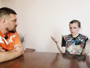 Když netušíte, čím jste se provinili | Foto: Volodymyr Zolkin / YouTube