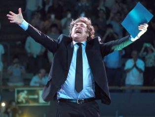 Krotí inflaci, ale za jakou cenu? | Foto: Oscar Gonzalez Fuentes / Shutterstock