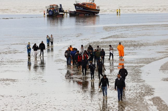 Migranti zachránění z moře u britského Kentu | Foto: Shutterstock