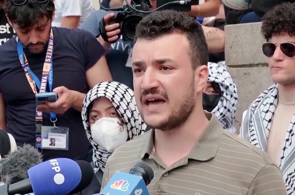 Mahmoud Khalil na veřejném vystoupení | Ilustrační foto: France 24 / YouTube