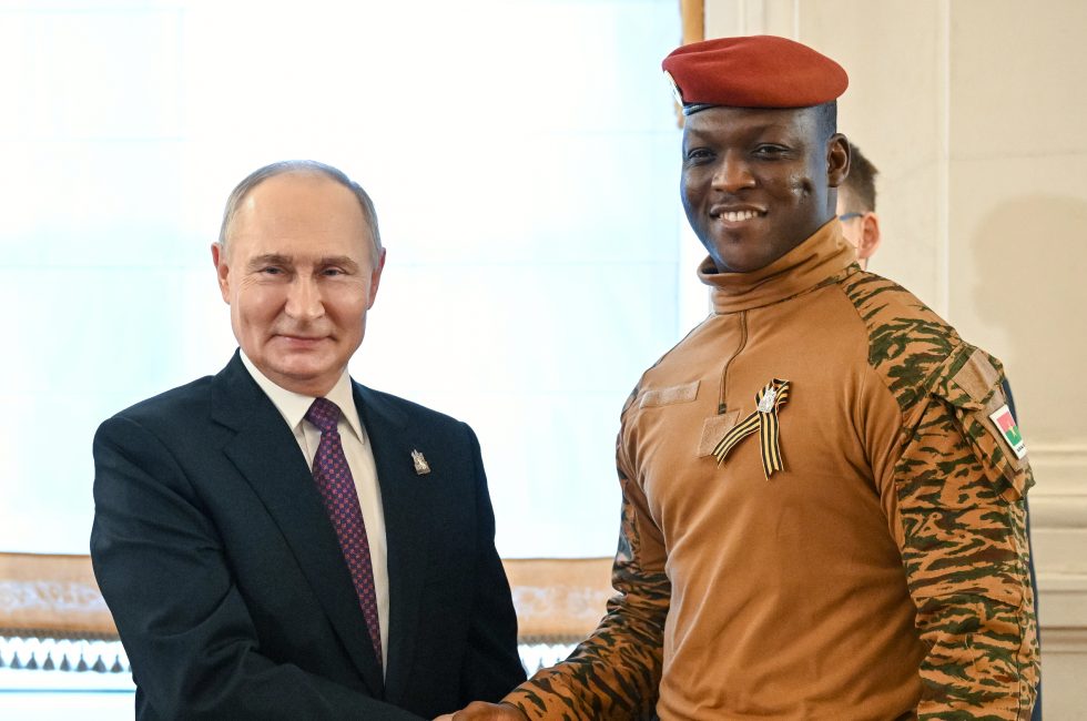 Vladimir Putin s Ibrahimem Traoré při setkání v Moskvě| Foto: RIA Novosti / Wikimedia Commons (CC-BY-SA 3.0)