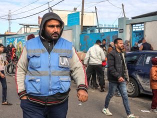 Příslušník organizace UNRWA v Gaze | Ilustrační foto: Anas-Mohammed / Shutterstock