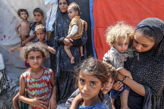 Vysídlené Palestinky s dětmi v Gaze | Ilustrační foto: Anas-Mohammed / Shutterstock